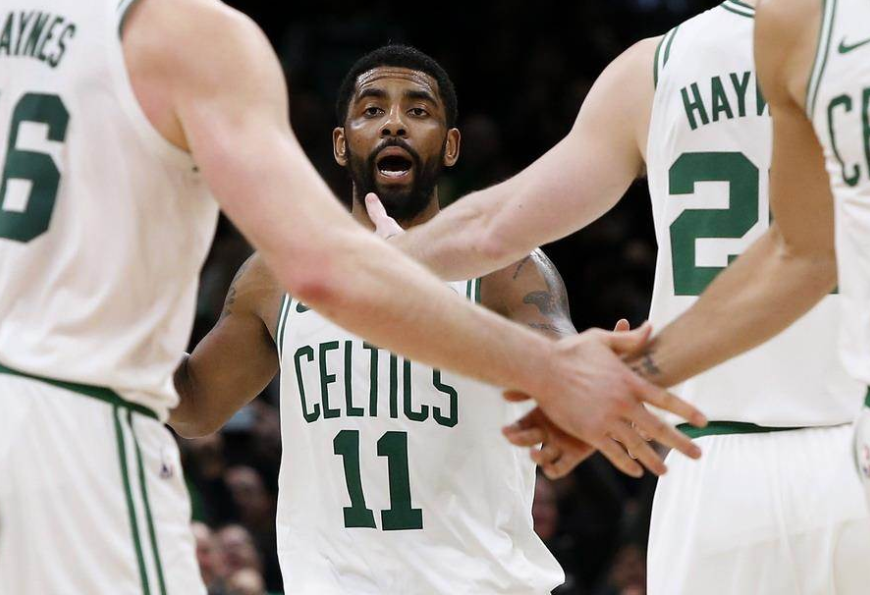 包含纽约尼克斯内部会议纪要流出——关键时刻临场应变，欧冠使命明确，轮换策略成焦点的词条-华体会体育