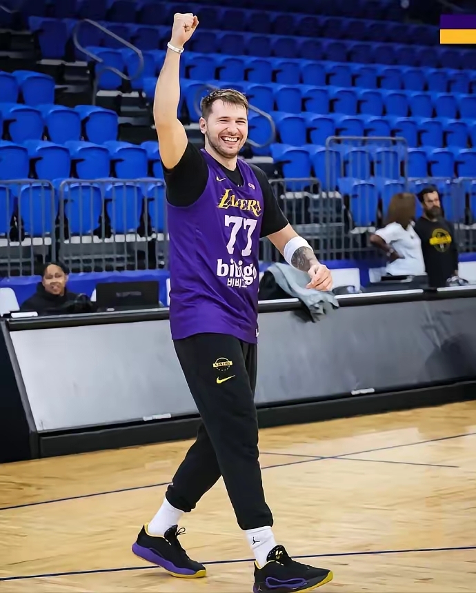 风云突变奥兰多魔术赛前强势反弹东契奇在RNG比赛中高光表现，网友：字母哥连续三场比赛得分超过问鼎冠军 -华体会网页版